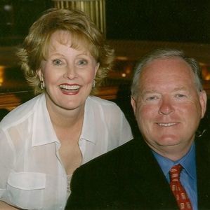 Meet your Posher, Lois